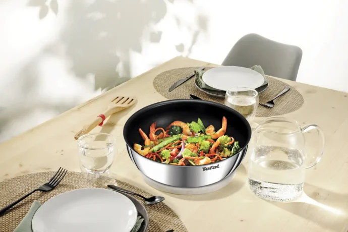 ⁦Batterie de cuisine Tefal Ingenio Emotion 10 pièces⁩ - الصورة ⁦3⁩